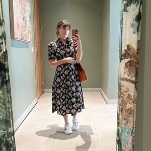 Meet your Posher, Caitlin